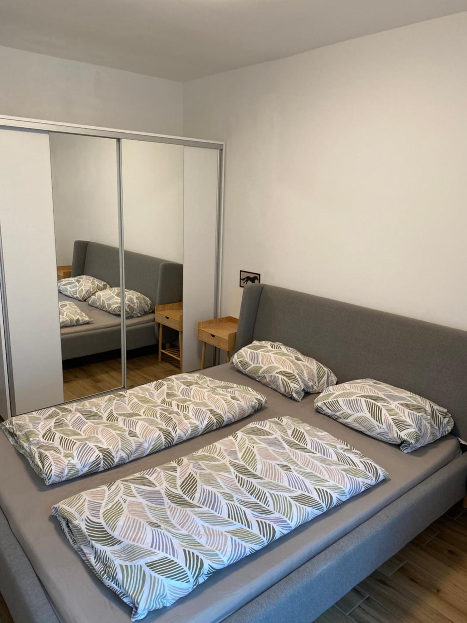 R77 Apartment Downtown - Penthouse Будапеща Екстериор снимка